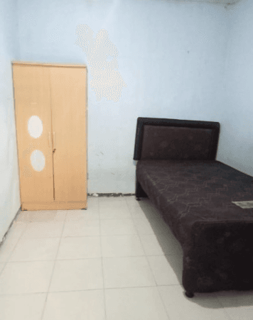 Kost Putri Mandi Aur -