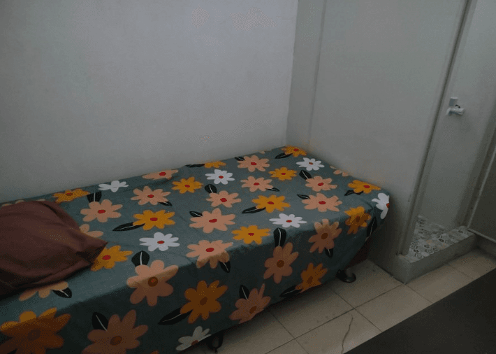 Komi Kost Duri Kepa -