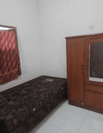 KOST WANITA TEBET TIMUR -