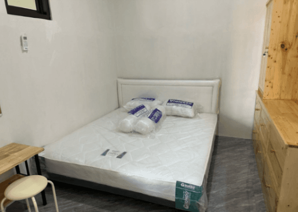 KOST MERAK H SUHERMAN -