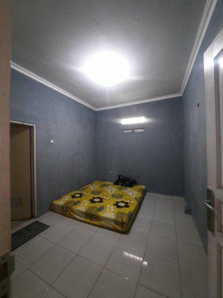 Kost Squad Pahrevi -