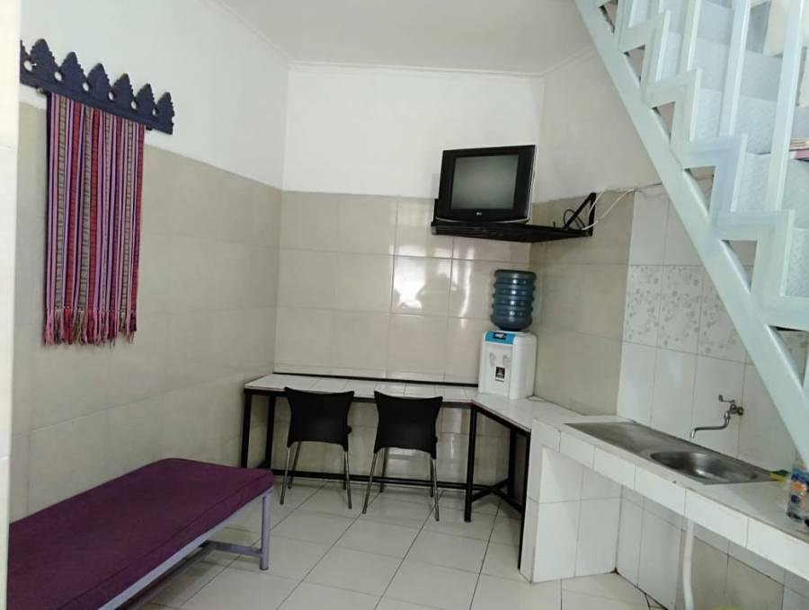 SEWA RUMAH KONTRAKAN -