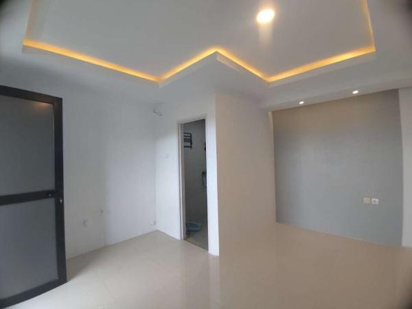 Kost Zora -