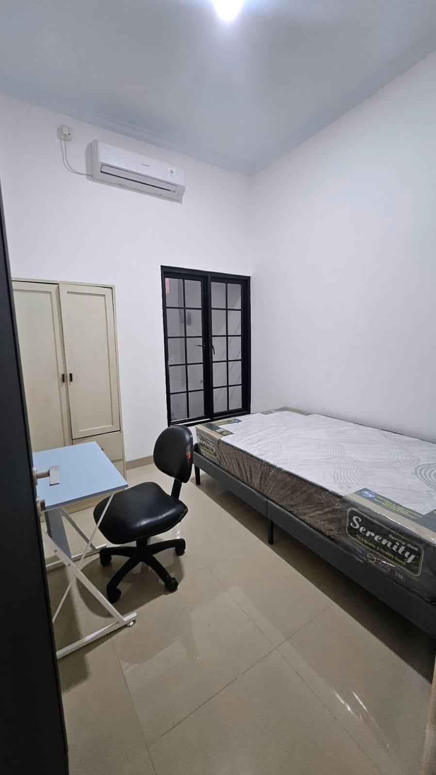 Kos Wanita Bintaro Kamar Tipe A