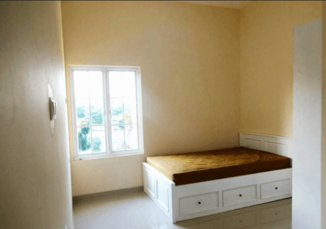 Kost Bambu Kuning -