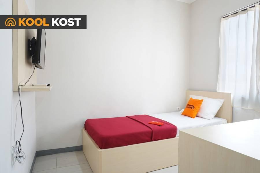 KoolKost Syariah near Langlangbuana University -