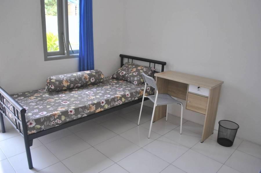 Kost Pria Bumi Panyileukan -