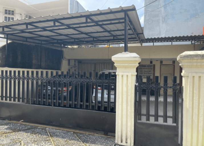 Kost Kayu Mas Raya 400 -