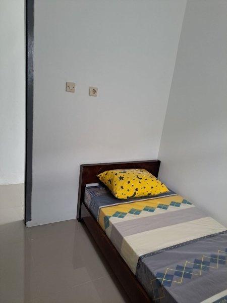 Kost pondok putih abu -