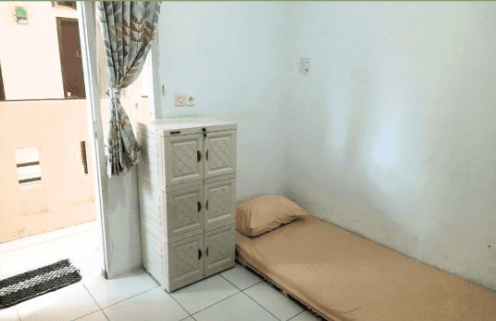 Kost Ibu Ferry -